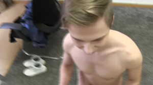 nineteen years daddy twink sucks off and takes penis