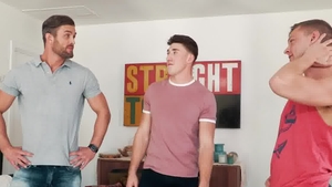 Hot House - Austin Avery sucks huge dick