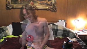 ZackRandall.net: Shaved Zack Randall receives good fuck