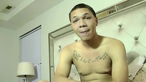 JoeSchmoeVideos.com: Shaved jerking balls in the bed