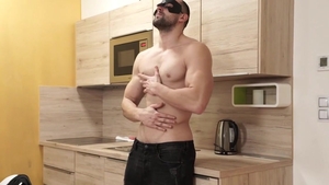 Maskurbate: Nervous loves uncut dick guy in the shower