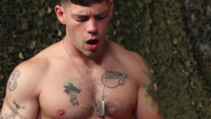 Activeduty - Julian Brady & David Skylar bareback rimming
