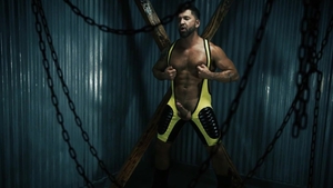 FetishMen: Muscled Dominic Pacifico enjoys raw fucking