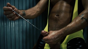 FetishMen: Muscled Dominic Pacifico enjoys raw fucking