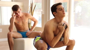 GayRoom - Ryan Tyler and Jacob Ladder workout
