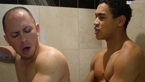 GayRoom - Mateo Fernandez and Brodie Ramirez ramming hard