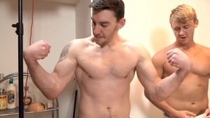 ClubBangBoys: Gay helps with sex