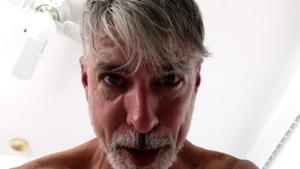 ManPuppy.com - Richard goes for hard ramming