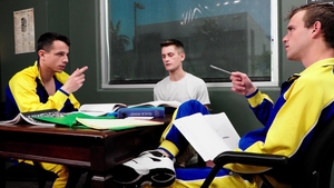 Next Door Twink: Hungry Jocks Get Their Deep-throat Fix