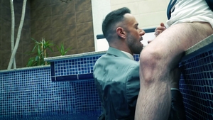 menatplay: Poolside Manlove with a Generous Businessman